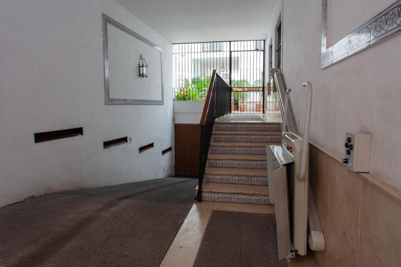 Pikis Apartment Center 1 إشبيلية المظهر الخارجي الصورة