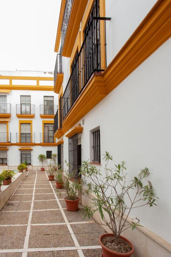 Pikis Apartment Center 1 إشبيلية المظهر الخارجي الصورة